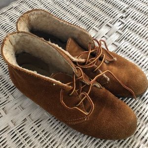 1970’s Vintage Suede & Fleece Shoes